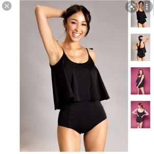 Kortni Jeane Swing Top in Black